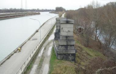 Bestandspfeiler zwischen Freudenauer Hafen und Donaukanal