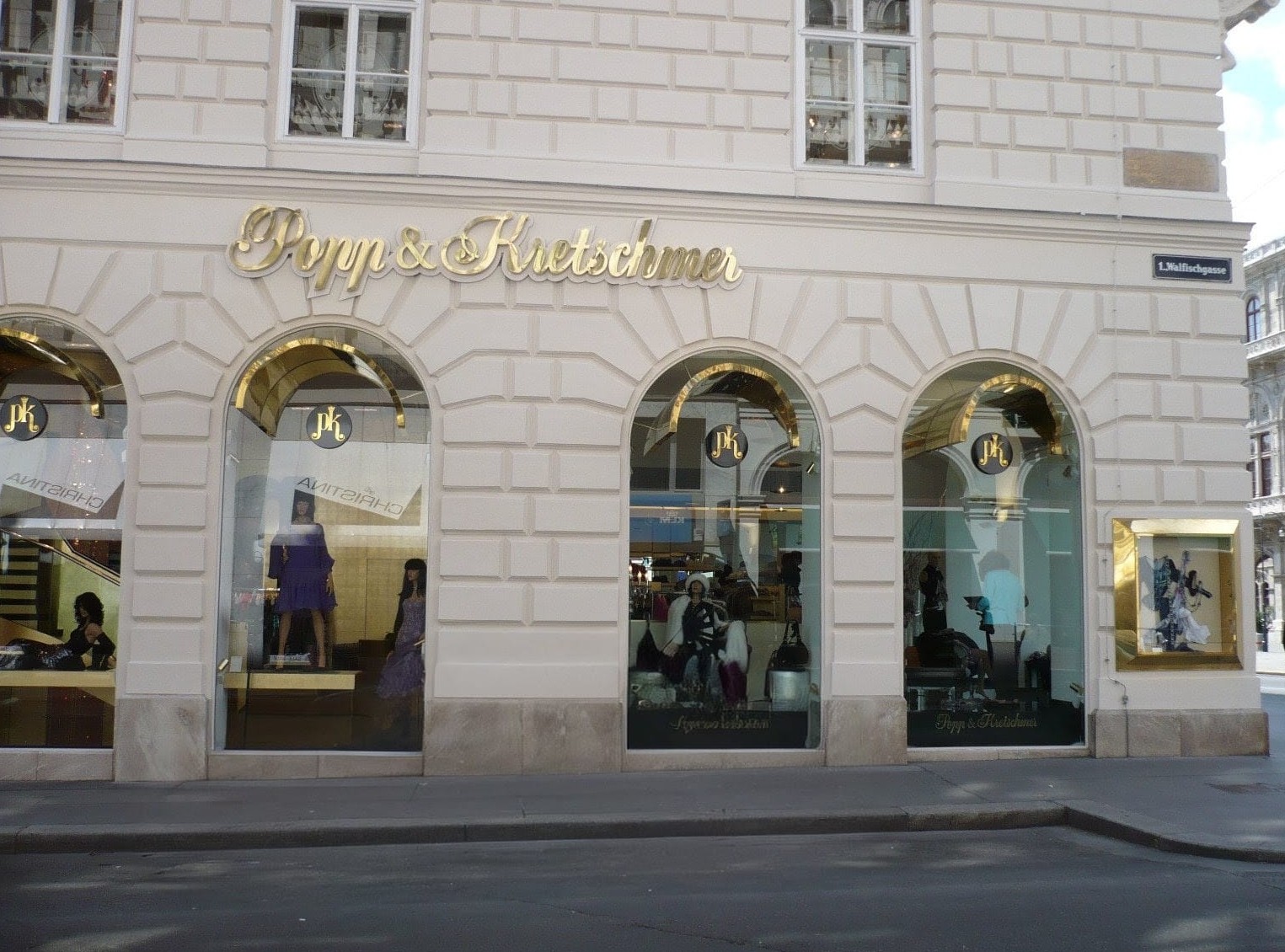 Popp & Kretschmer, Umbau Geschäftslokal