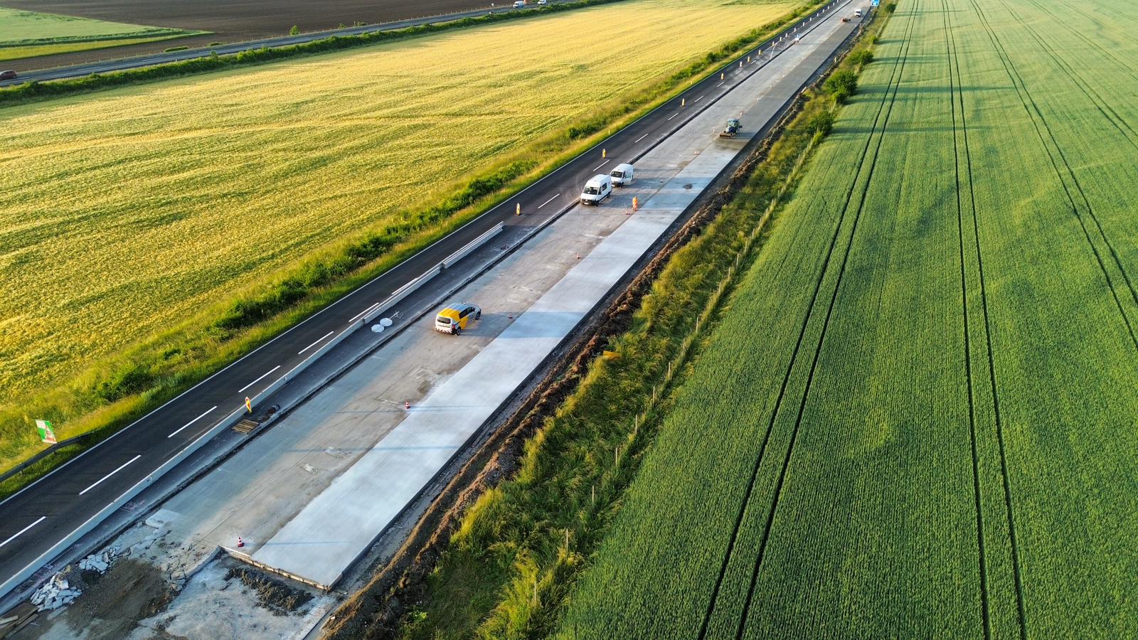 A2 Süd Autobahn, GES Wöllersdorf - Wiener Neustadt