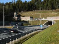 Oströhre Südportal, Einfahrt in den Tunnel Richtung Prag